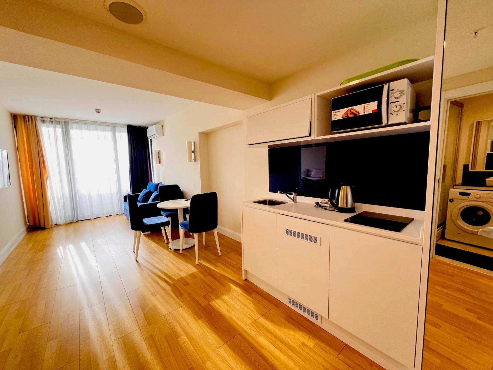 Orbi City Aparthotel Sea View Batumi Exterior photo